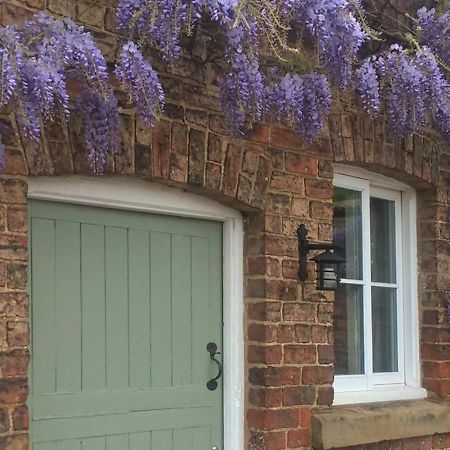 The Stables At Owlett Hall Crowle  Экстерьер фото
